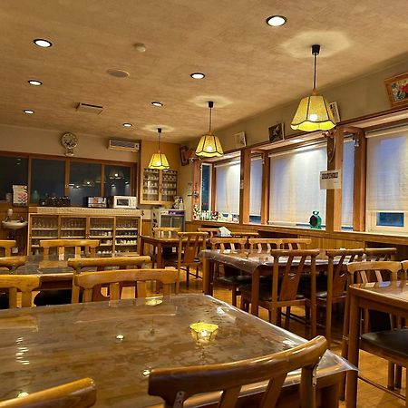 Kagura House Hotel Юзава Екстериор снимка