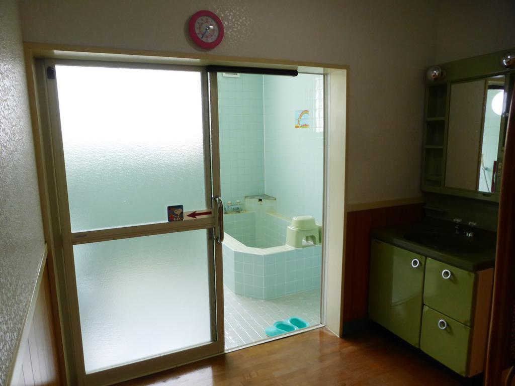 Kagura House Hotel Юзава Екстериор снимка