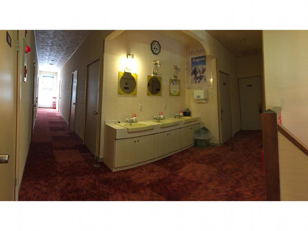 Kagura House Hotel Юзава Екстериор снимка